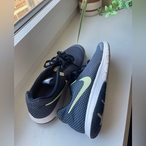 Nike flex experience RN 6